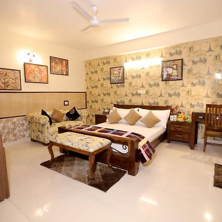 House Of Comfort Greater Noida Apartment Exterior photo