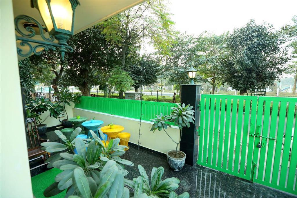 House Of Comfort Greater Noida Apartment Exterior photo